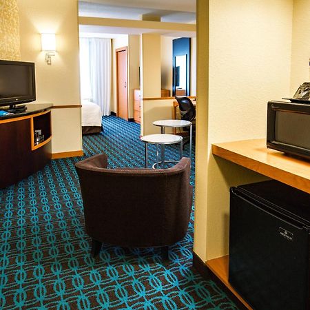 Fairfield Inn And Suites By Marriott Portsmouth Exeter Ngoại thất bức ảnh