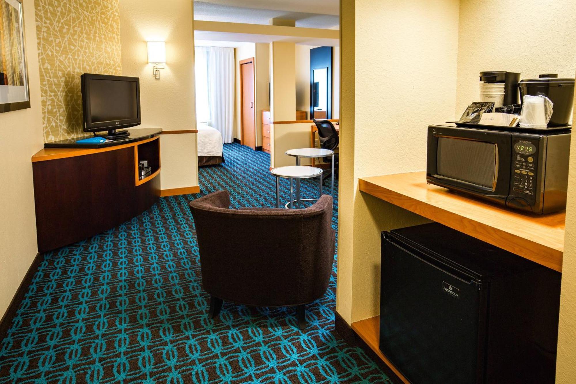 Fairfield Inn And Suites By Marriott Portsmouth Exeter Ngoại thất bức ảnh