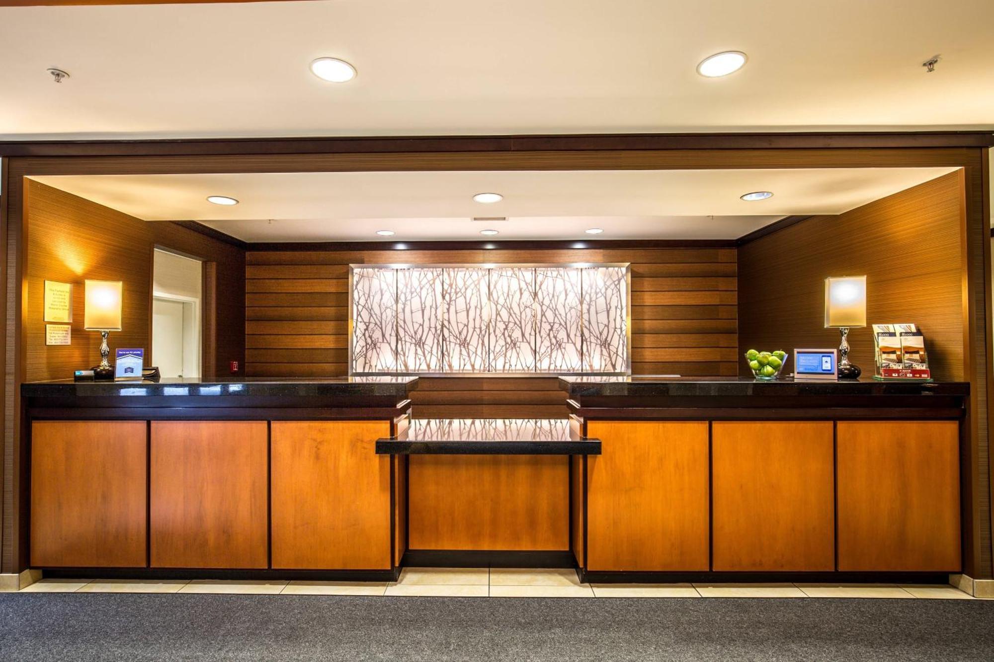 Fairfield Inn And Suites By Marriott Portsmouth Exeter Ngoại thất bức ảnh