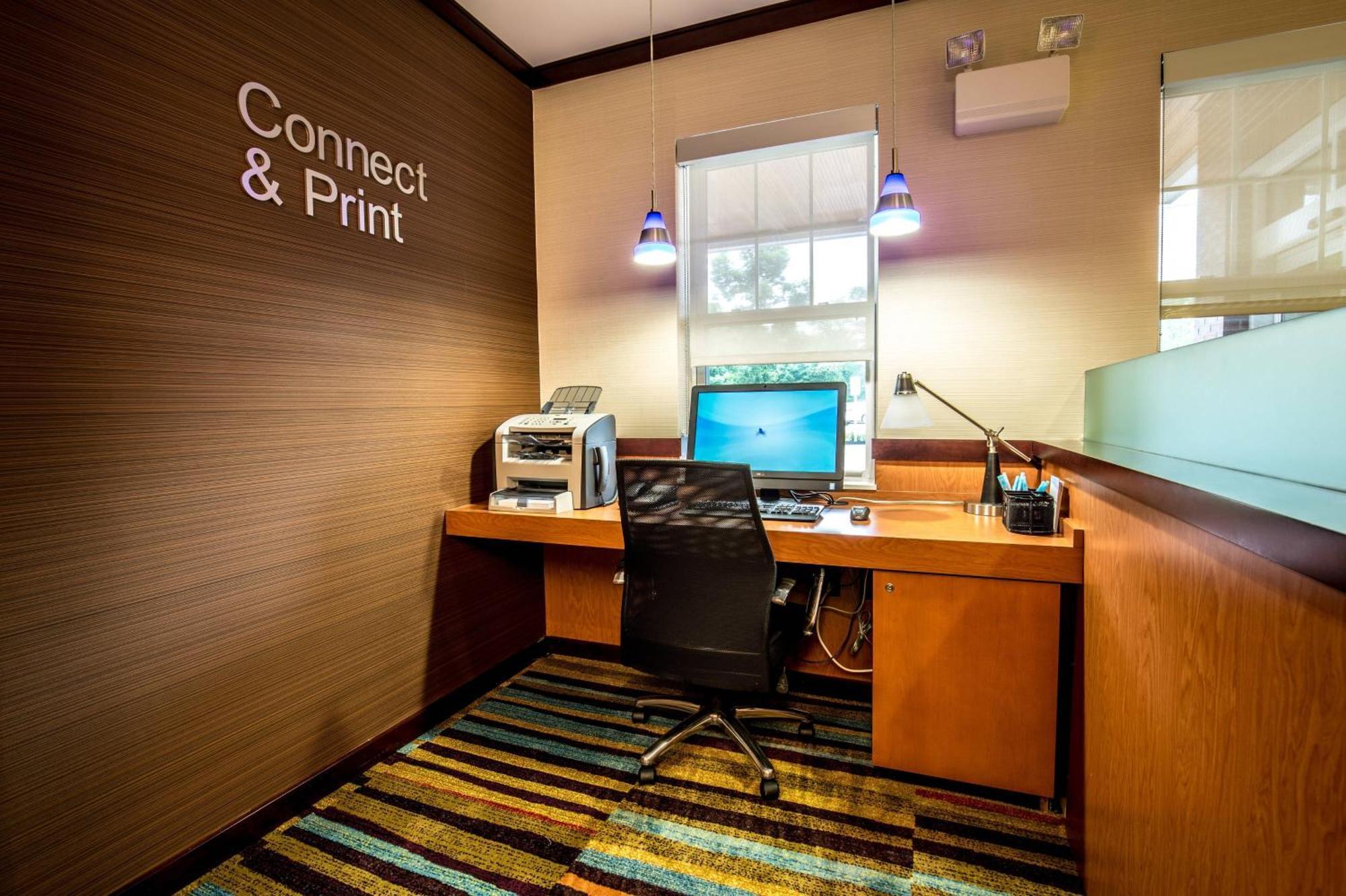 Fairfield Inn And Suites By Marriott Portsmouth Exeter Ngoại thất bức ảnh
