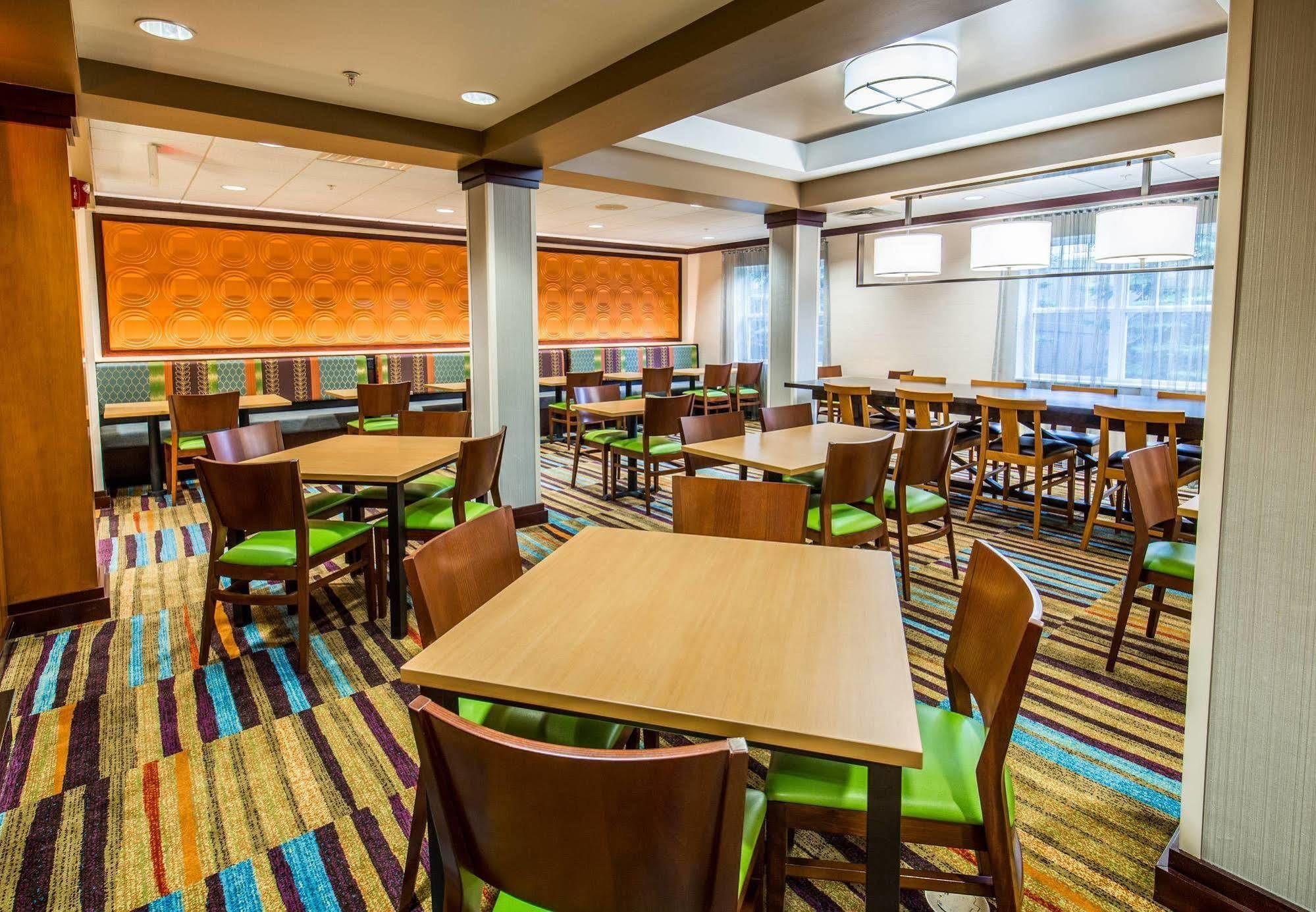 Fairfield Inn And Suites By Marriott Portsmouth Exeter Ngoại thất bức ảnh
